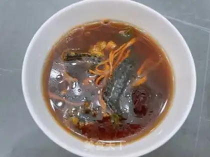 Make A chicken soup with red dates step 3