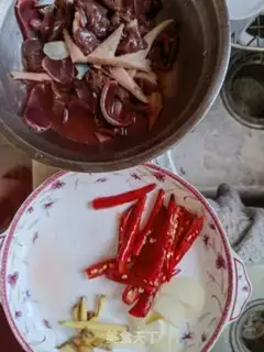 Make Chicken, corny-eared potatoes step 0