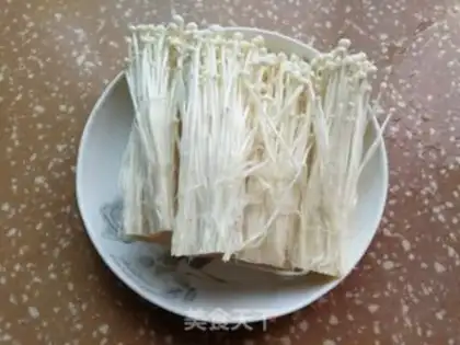 Make Garlic ginseng guacamole step 0