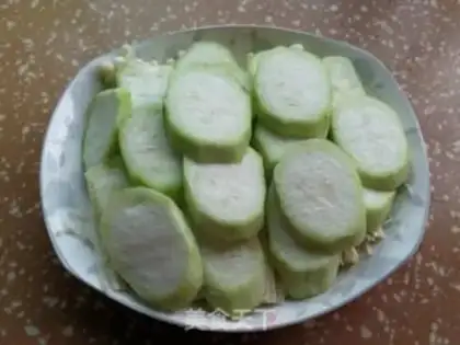 Make Garlic ginseng guacamole step 3