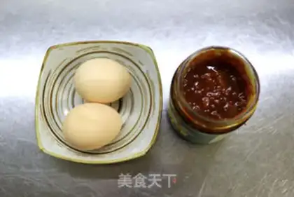 Make Soy sauce, sour egg noodles step 0