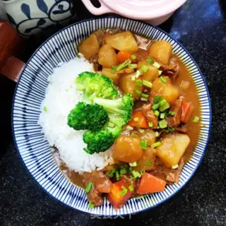 Make curry beef cover step 11