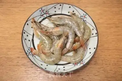 Make Double-smelling shrimp chops step 0