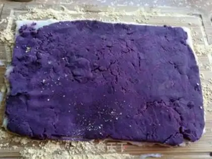 Make Donkey rolls step 6