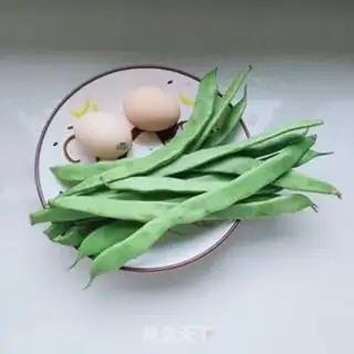 Make Spam eggs with beans step 0