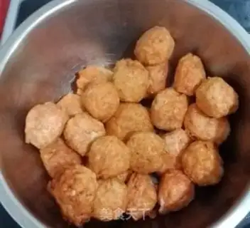 Make The chicken chest version, the 4-year-old step 1