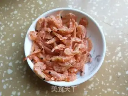 Make Smelt shrimp soup step 1