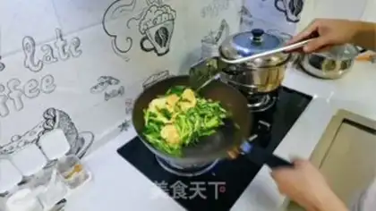 Make Scrambled eggs step 7