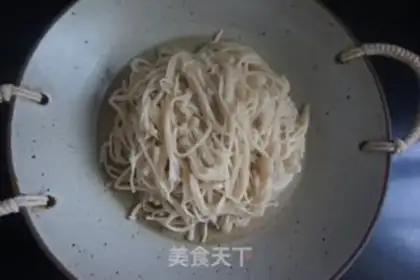 Make Frozen needle mushrooms step 3