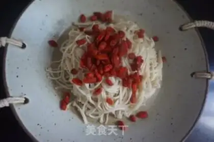 Make Frozen needle mushrooms step 4
