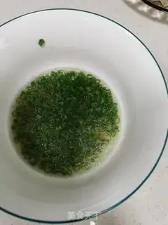 Make Onion egg pancakes step 1