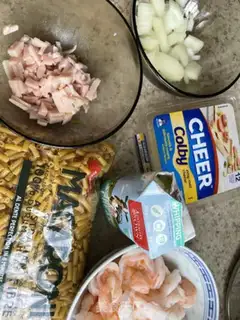 Make Cheese and macaroni step 0