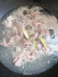 Make Lotus bone soup step 0