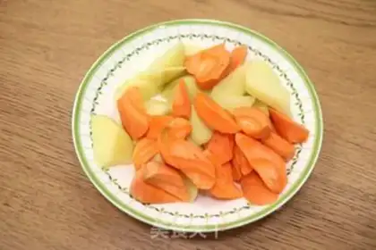 Make Carrot potato duck step 6