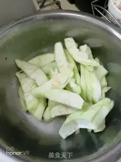 Make Scorch meatball soup step 1