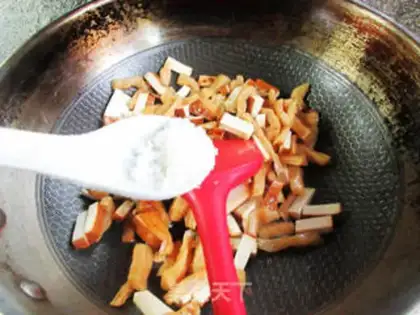Make Scrambled radish step 4