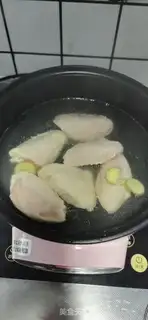 Make Coke chicken wings step 1