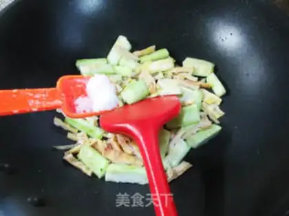 Make The tail of the sheep makes the pickle step 5
