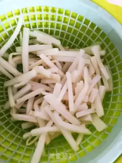 Make Sour duck feet step 0