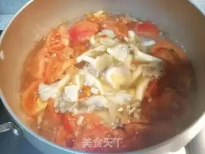 Make Pumpkin tomato egg soup step 4