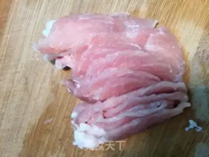 Make cucumber fried meat step 4