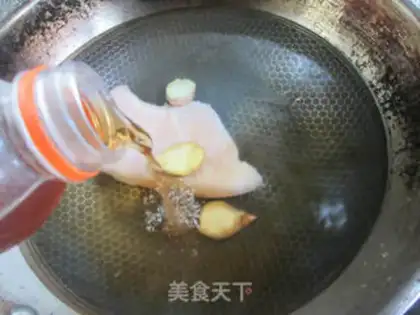 Make Celery with chicken chest step 1