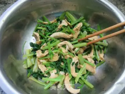 Make Celery with chicken chest step 13