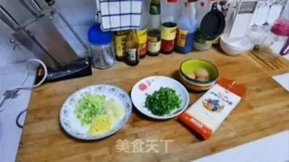 Make Sour spicy eggs step 0