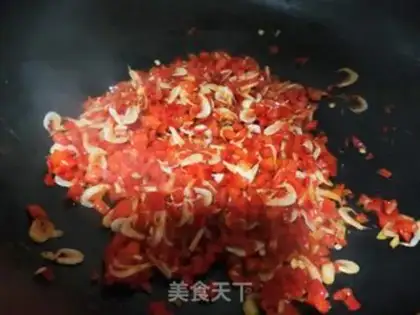 Make Shrimp skin and chili pepper step 3