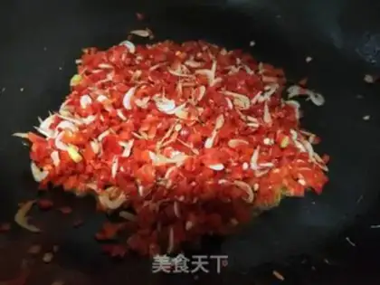 Make Shrimp skin and chili pepper step 4