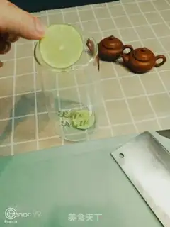 Make Homemade lemon tea step 5