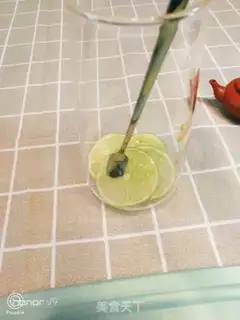 Make Homemade lemon tea step 6