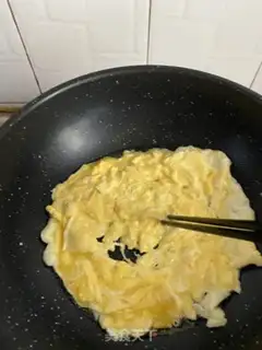 Make cucumbered eggs step 1