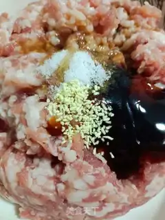 Make Big meat bun step 3
