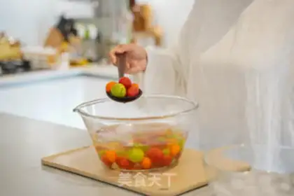 Make Pistachio plum and tomato step 2