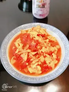 Make Tomato fried eggs step 4