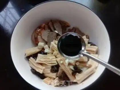 Make The halogen gravy step 6