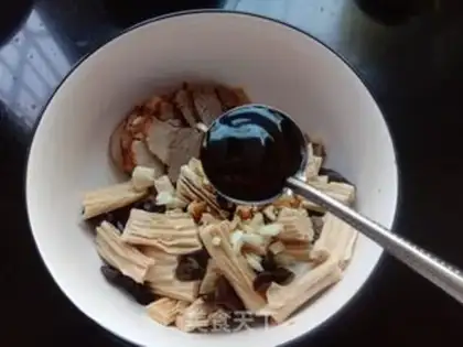 Make The halogen gravy step 7