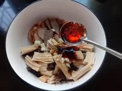 Make The halogen gravy step 8