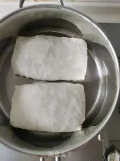 Make The egg box step 12