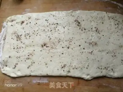 Make Onion pepper rolls step 4