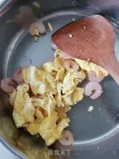 Make Shrimp cheese burrito step 1