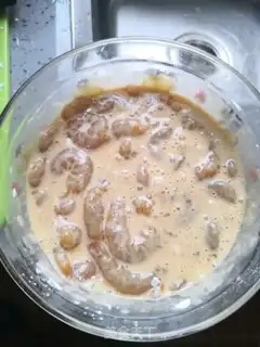 Make A souffled shrimp step 4