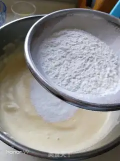 Make SpongeBob step 4