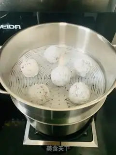 Make Sticky bean buns step 7