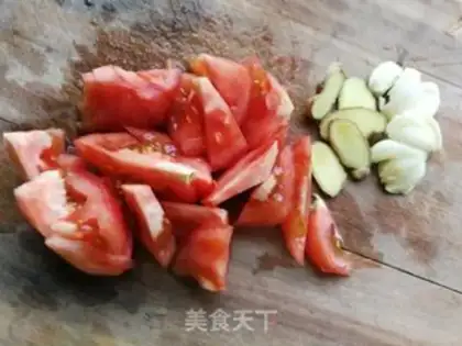 Make Tomatoe with fish step 3