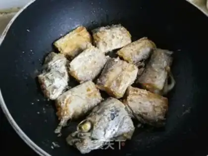 Make Tomatoe with fish step 4