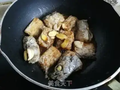 Make Tomatoe with fish step 5