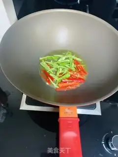 Make Sour green bean sprouts step 0