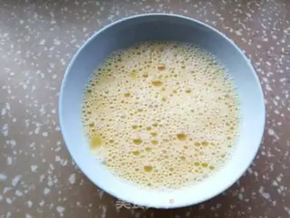 Make Tomato eggs for noodles step 2